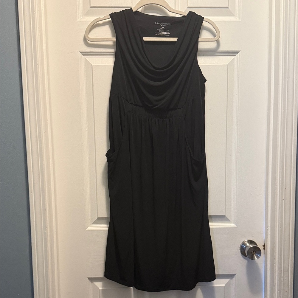 Liz Lange Black Sleeveless Cowl Midi Dress